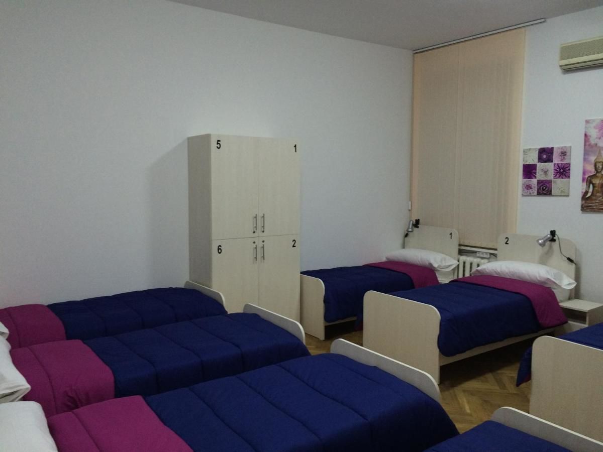 Хостелы Suisse Hostel Кишинёв