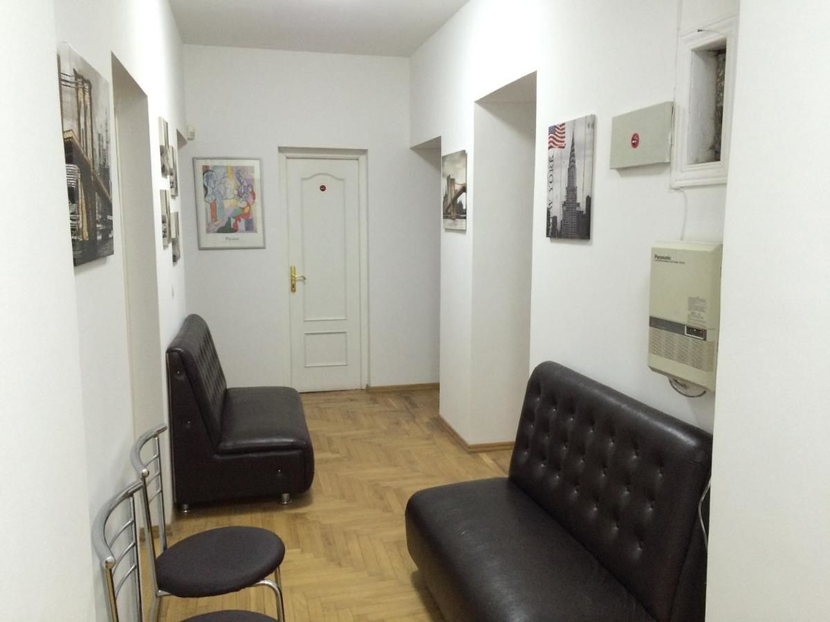 Хостелы Suisse Hostel Кишинёв-10