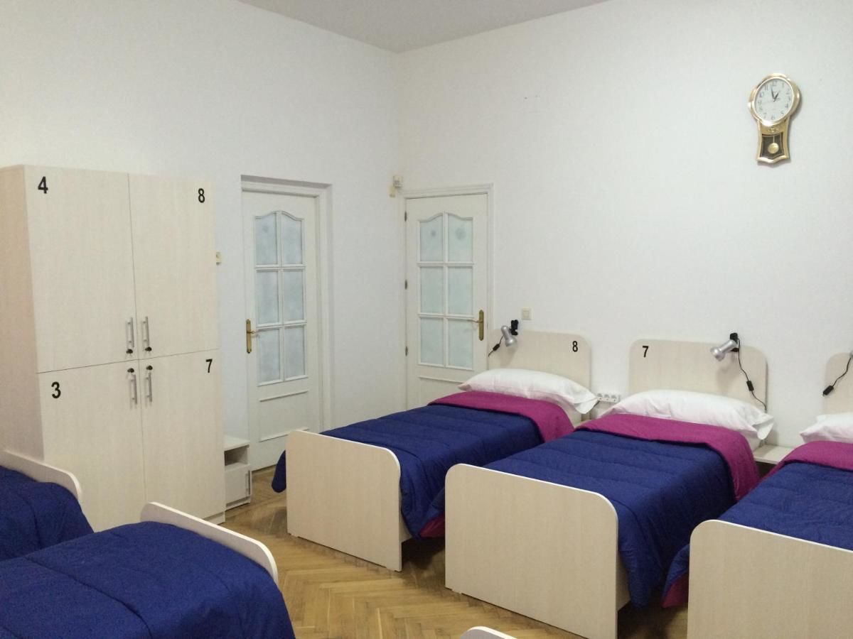 Хостелы Suisse Hostel Кишинёв