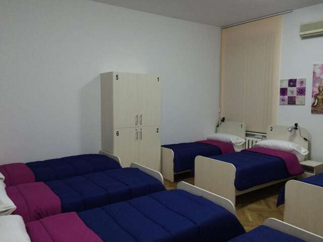 Хостелы Suisse Hostel Кишинёв-15